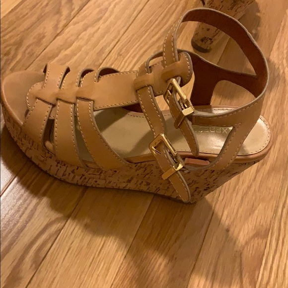 Wedge Shoes - Picture 3 of 5